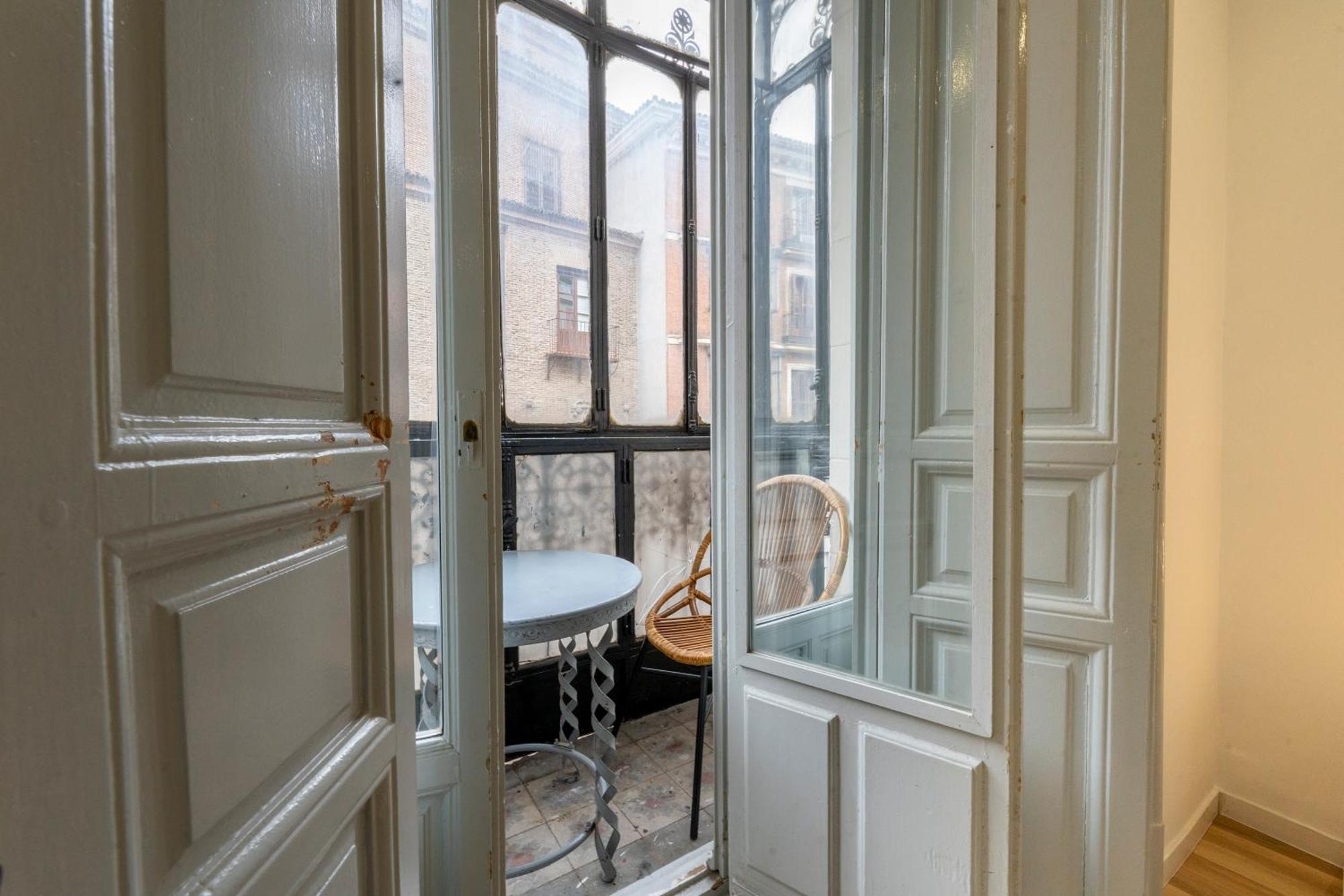 For You Rentals New Design Apartment Temporal Puerta Del Sol Pre10A Madrid Exteriör bild