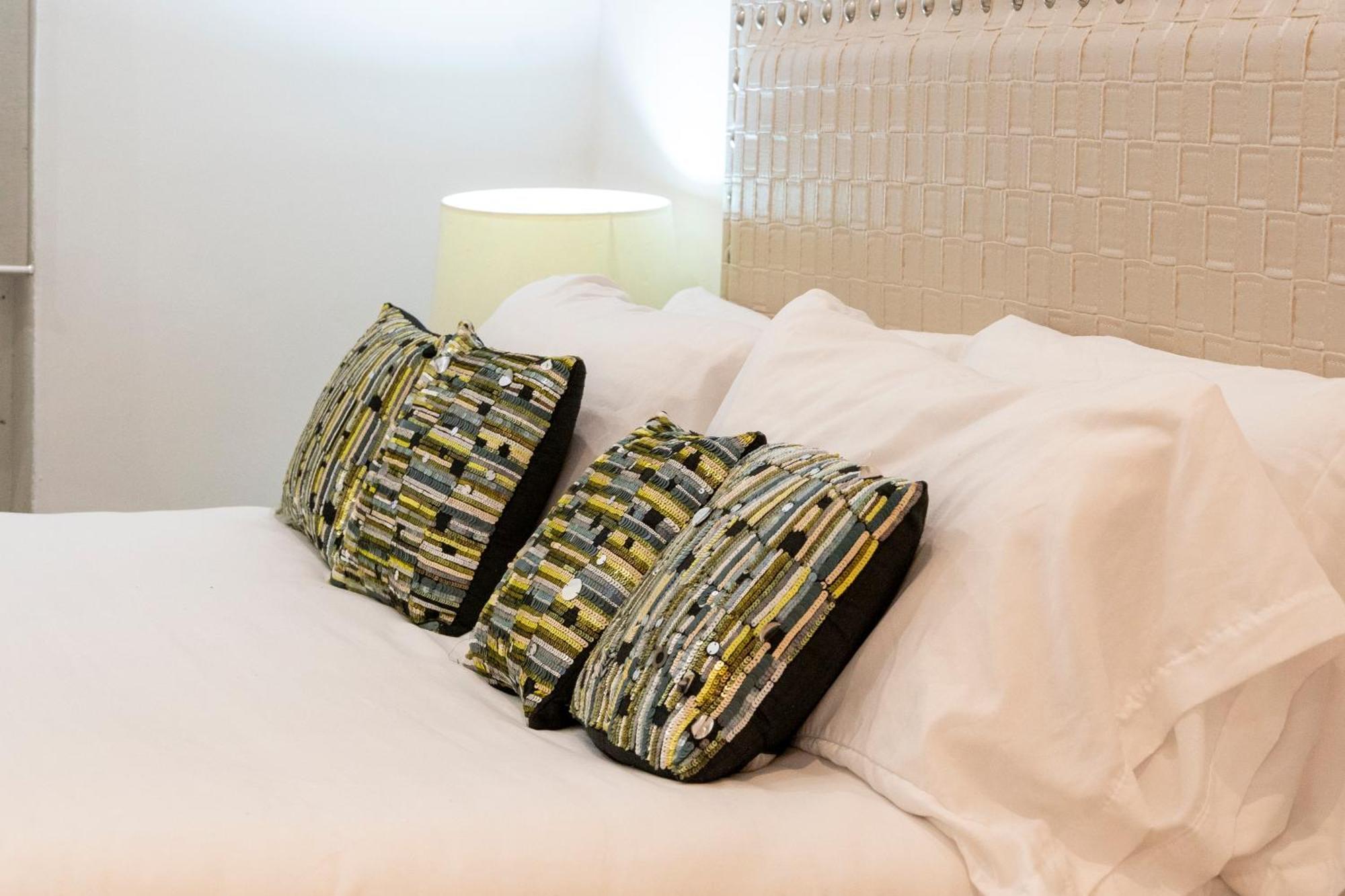 For You Rentals New Design Apartment Temporal Puerta Del Sol Pre10A Madrid Exteriör bild