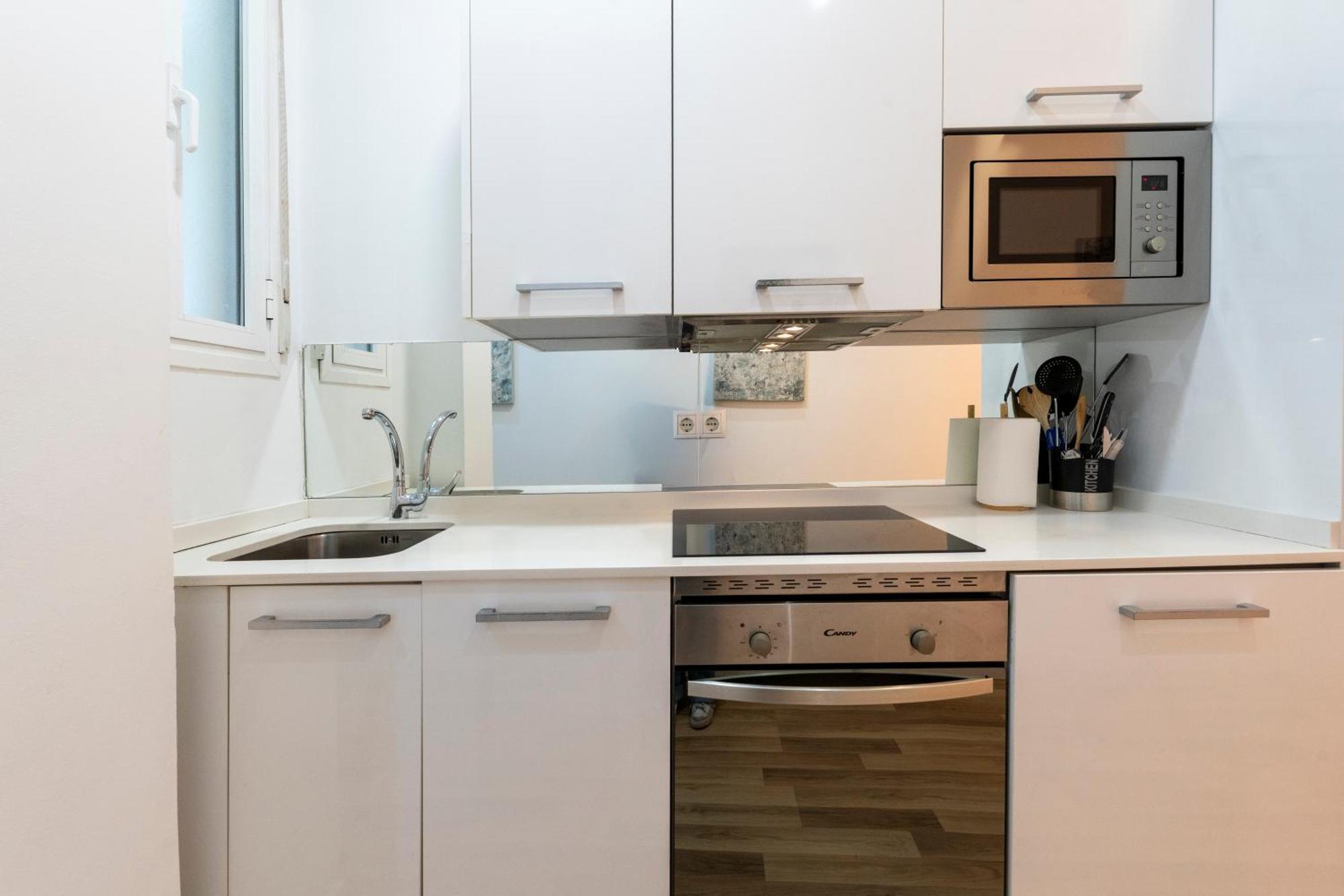 For You Rentals New Design Apartment Temporal Puerta Del Sol Pre10A Madrid Exteriör bild