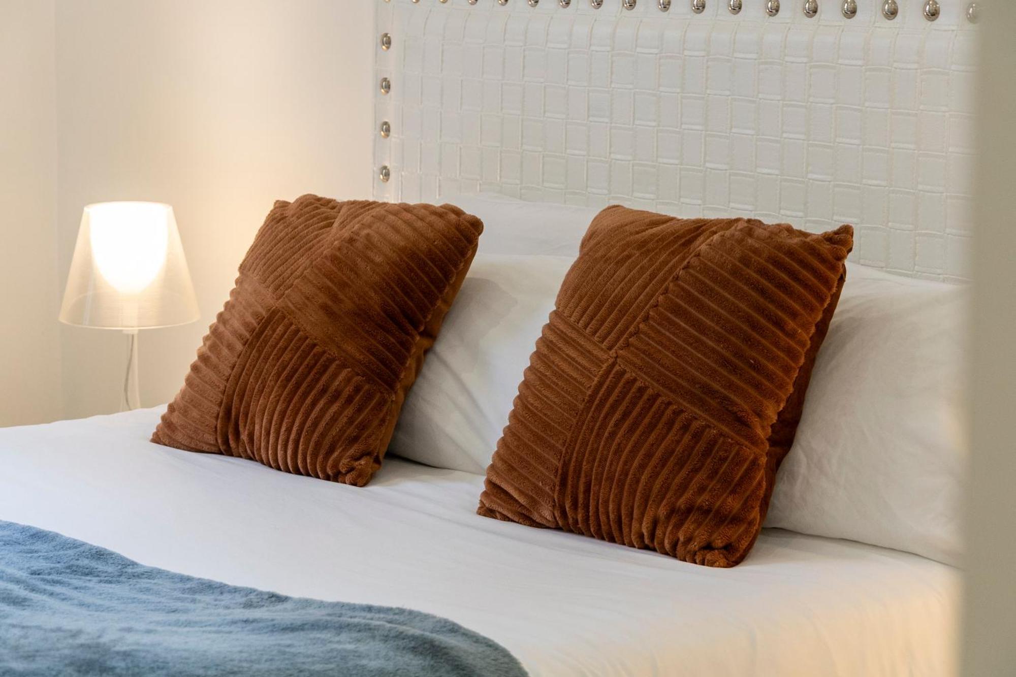For You Rentals New Design Apartment Temporal Puerta Del Sol Pre10A Madrid Exteriör bild